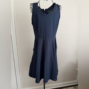 Banana Republic Fit & Flare Knit Navy Blue Sleeveless Dress with POCKETS.